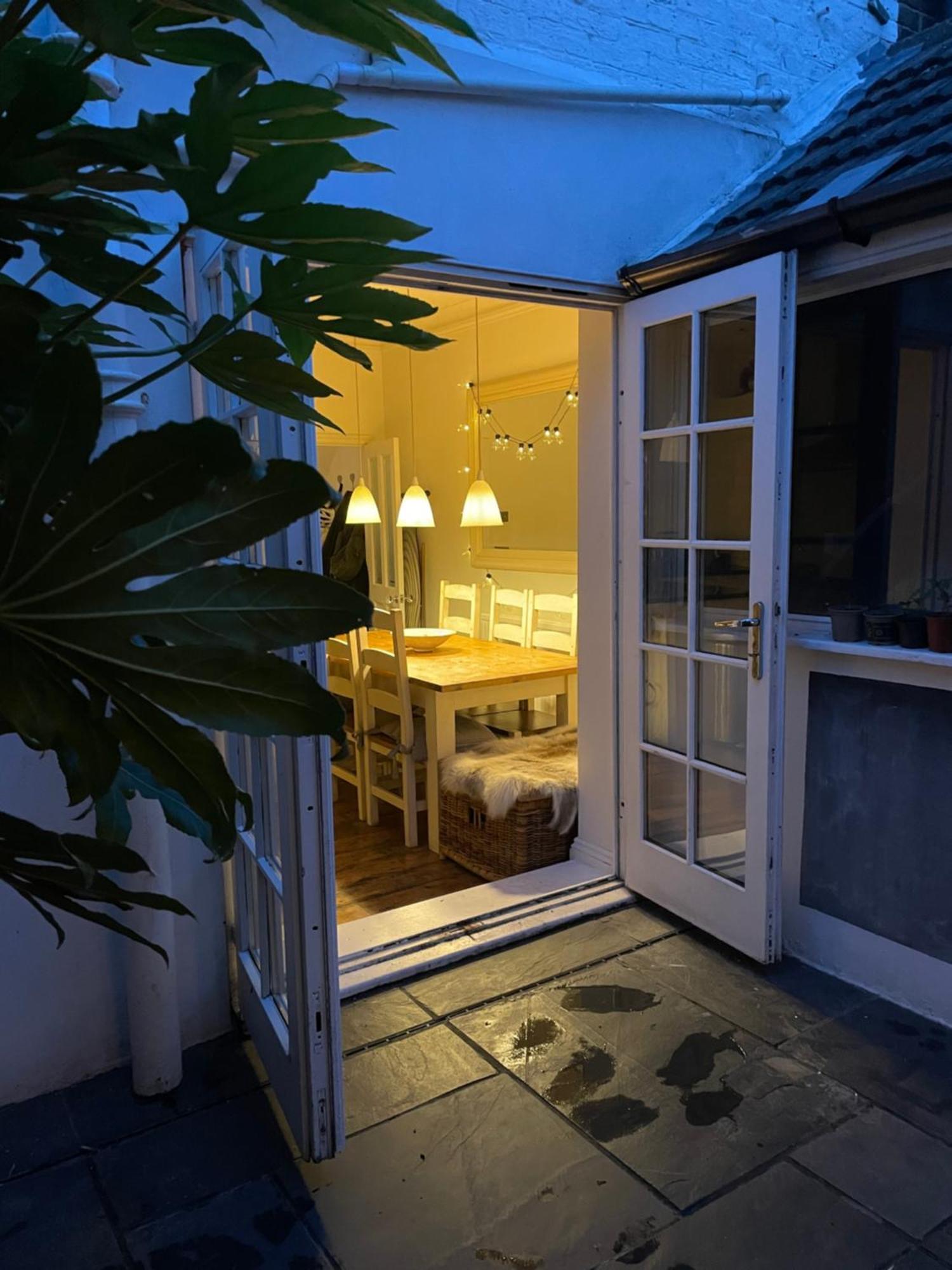 3 Bed Home Sleeps 6 Free Parking Hove Buitenkant foto